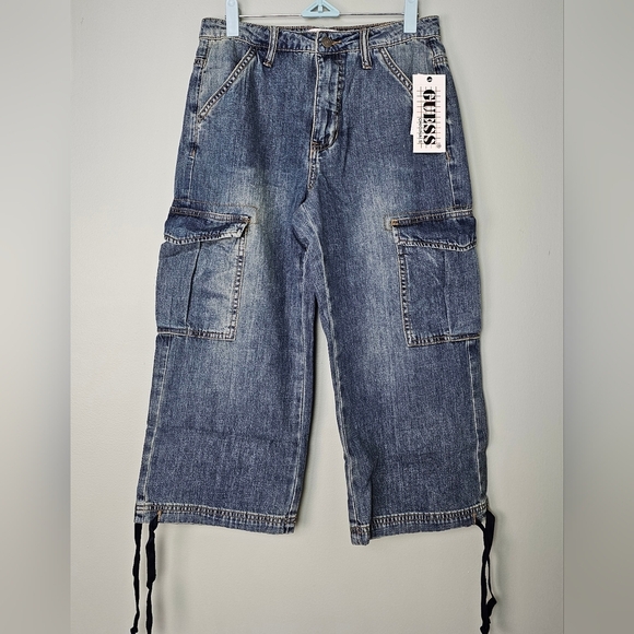 GUESS ORIGINALS Women's Denim Cargo Capri Pant, Tinted Denim, Size 26 - Picture 9 of 15